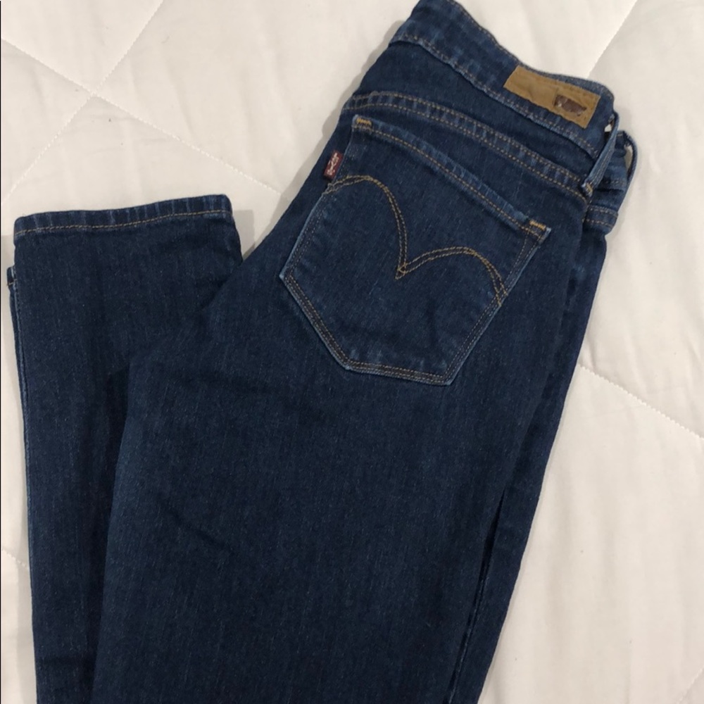 Levi Demi Curve Jeans